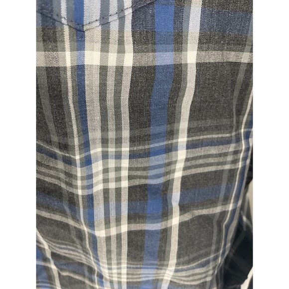 Van Heusen Never Tuck Slim Fit Long Sleeve Button up shirt - Size XXXL - Picture 4 of 6